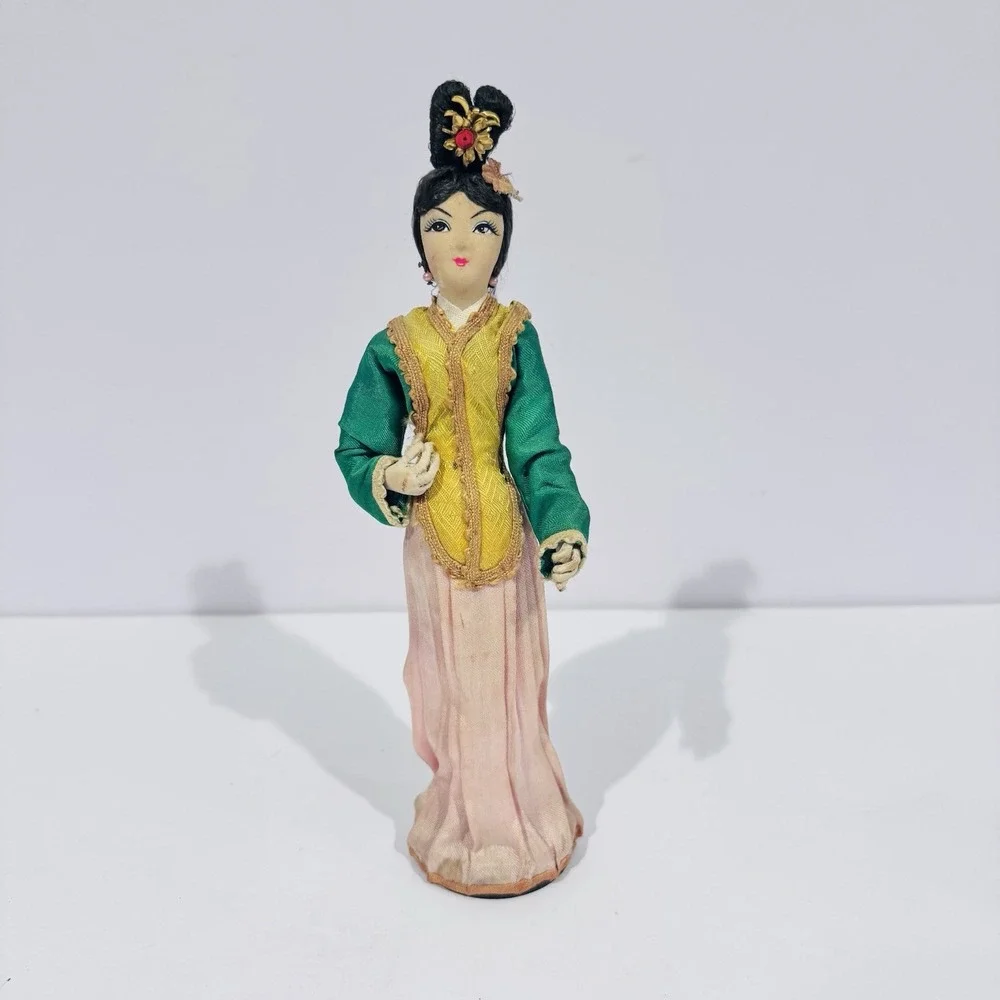 Vintage Asian Cloth Souvenir Doll With Traditional Dress 10